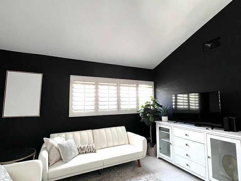 1428 S Camino Real - Photo 3 of 20