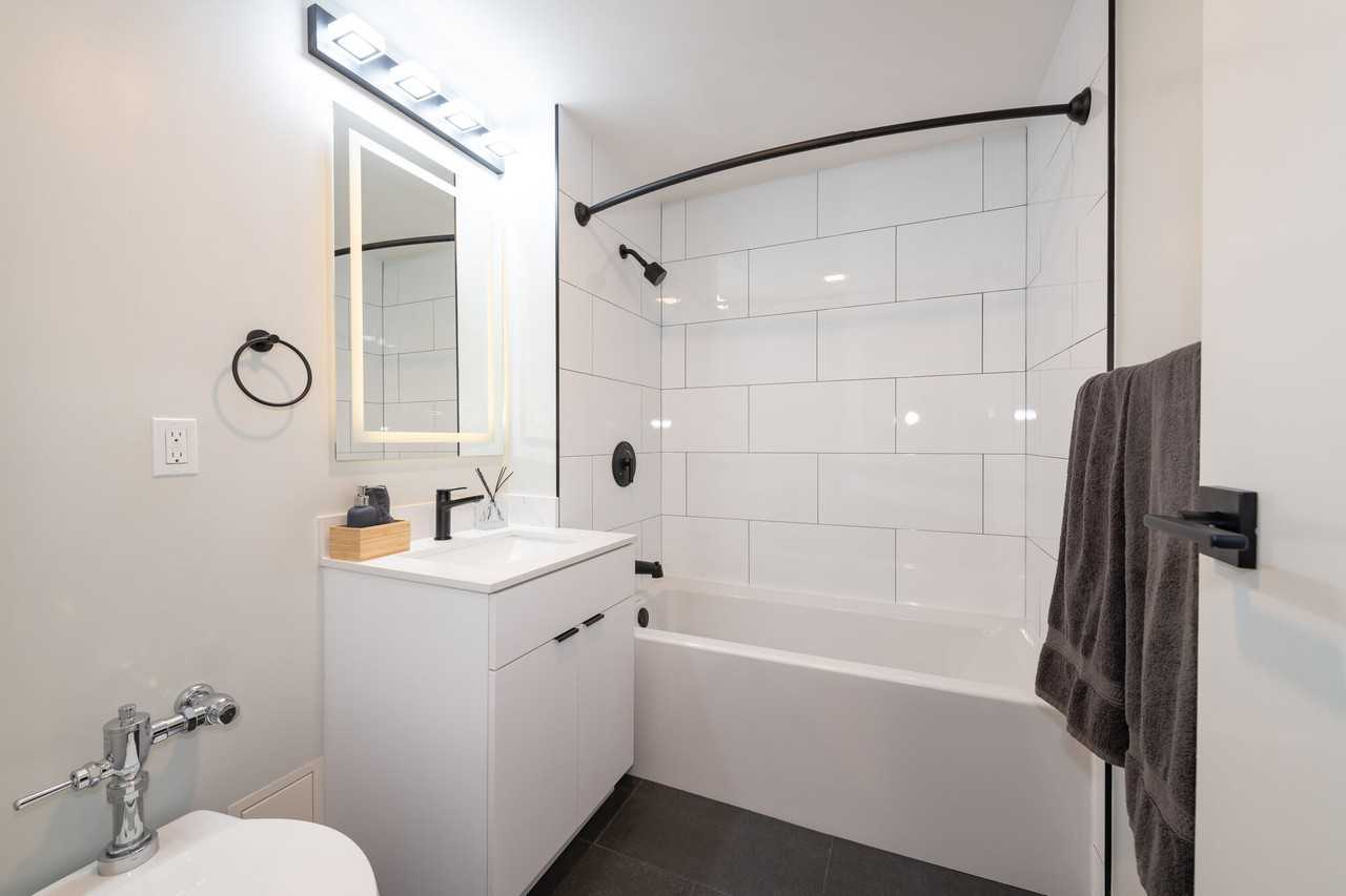 The Gateway - Photo 6 of 23