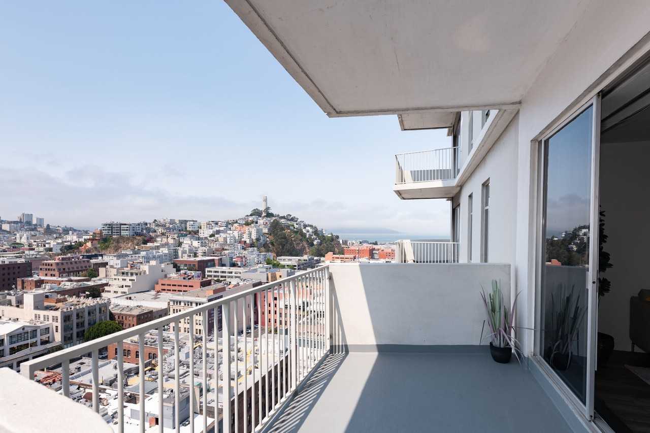 The Gateway - Photo 7 of 23