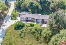 1290 Club House Dr - Photo 1 of 1