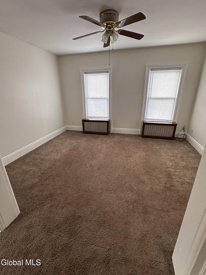 425 6th Ave - Photo 7 of 14