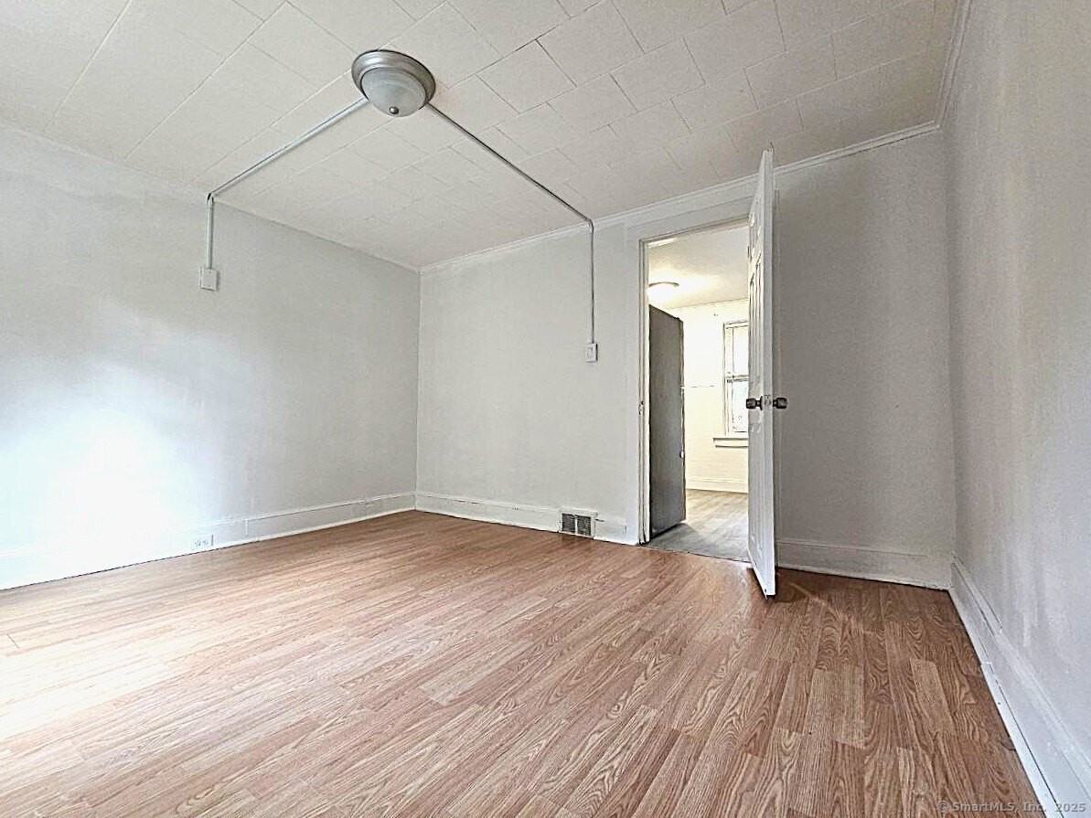 10 Benedict St - Photo 6 of 40