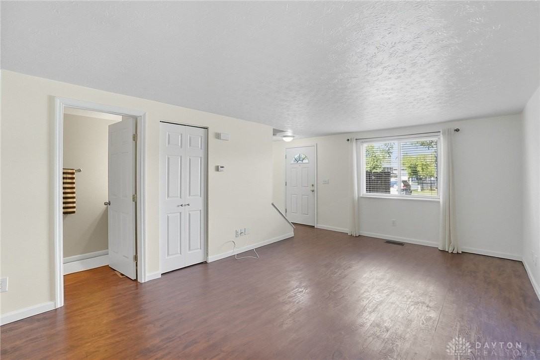 1644 Villa South Drive - Photo 7 of 22