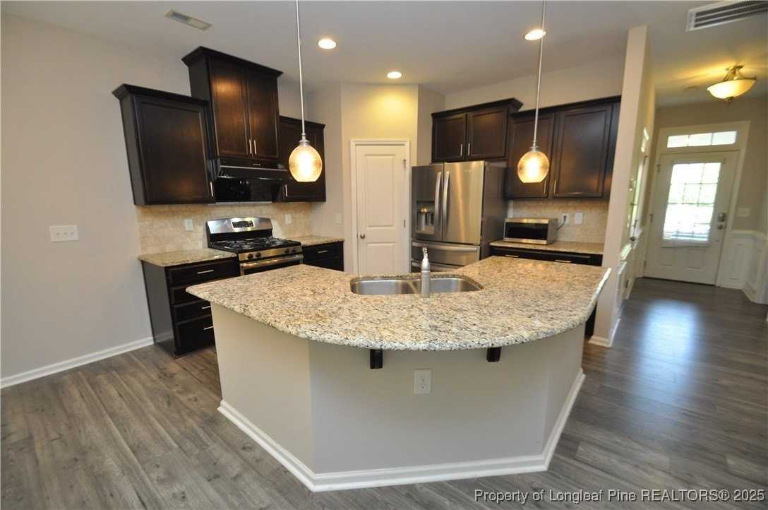 641 Briarcliff Street - Photo 5 of 38