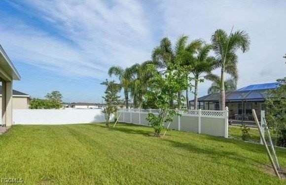 1009 Jacaranda Pkwy E - Photo 2 of 22