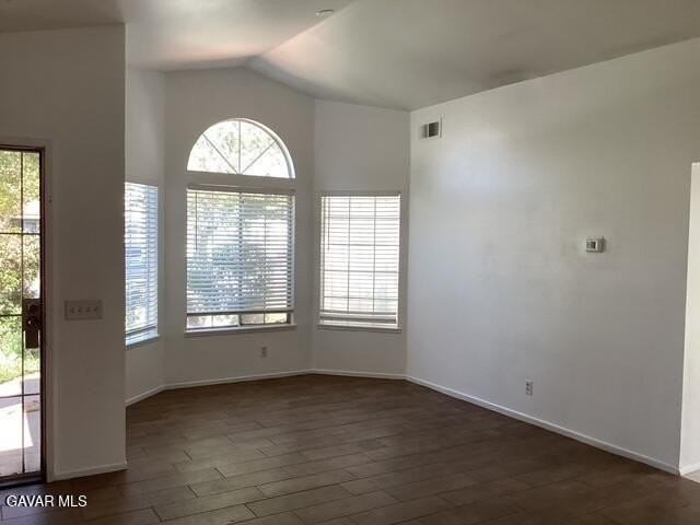 3030 Twincreek Ave - Photo 3 of 9