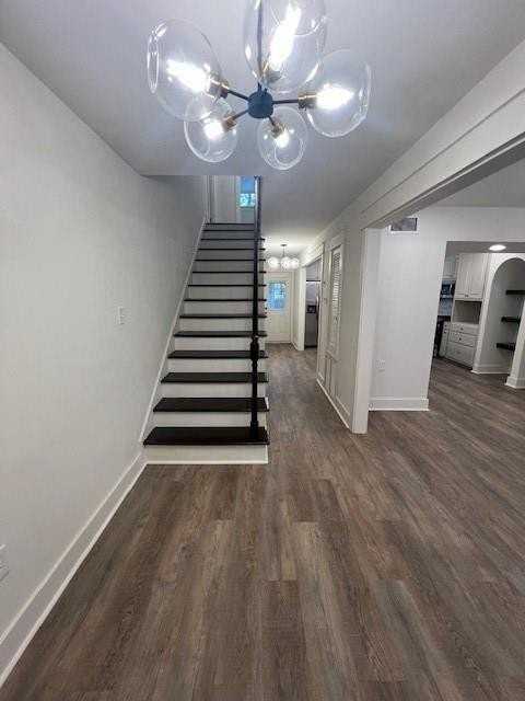 3933 Radnor Ave - Photo 2 of 26