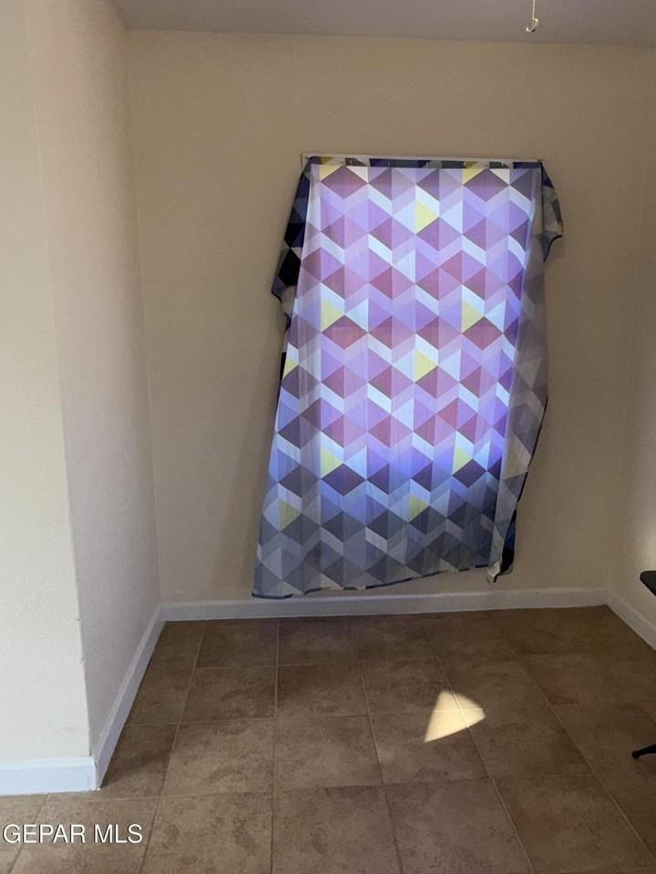 2532 Mountain Ave - Photo 5 of 8