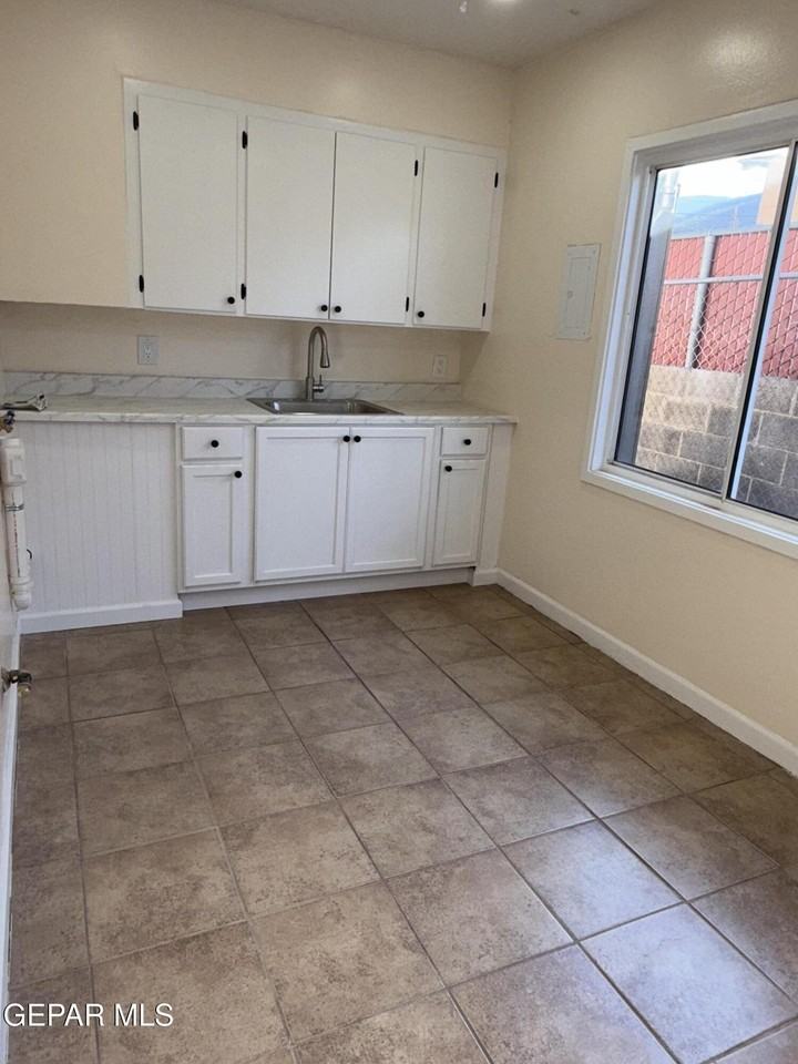 2532 Mountain Ave - Photo 6 of 8