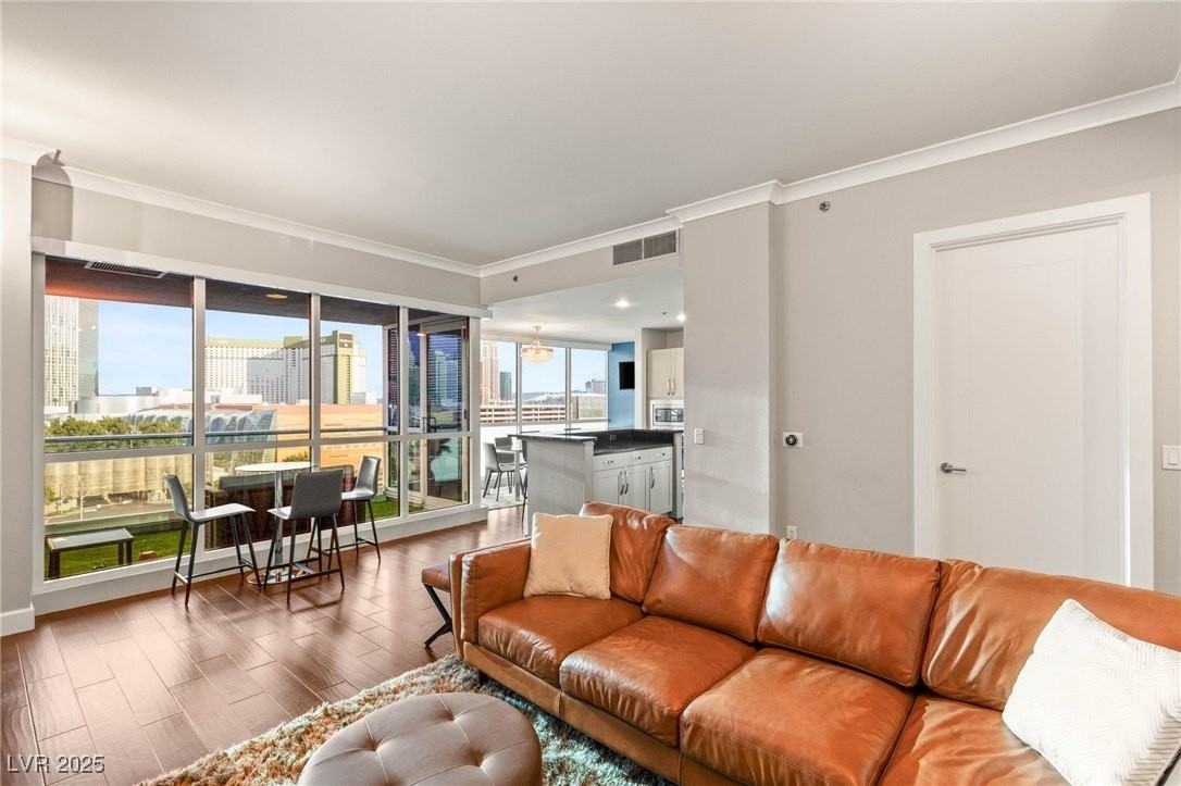 4575 Dean Martin Dr #1007 - Photo 7 of 47