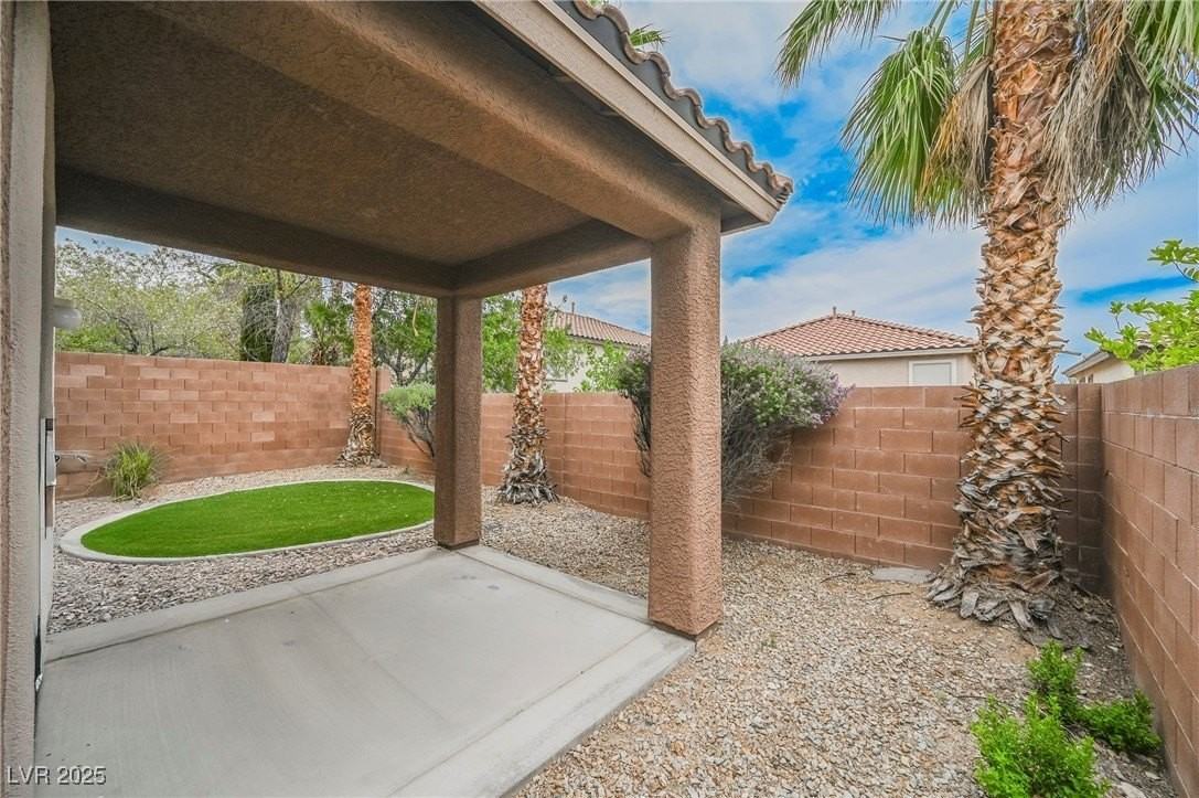 764 La Tosca St - Photo 7 of 50