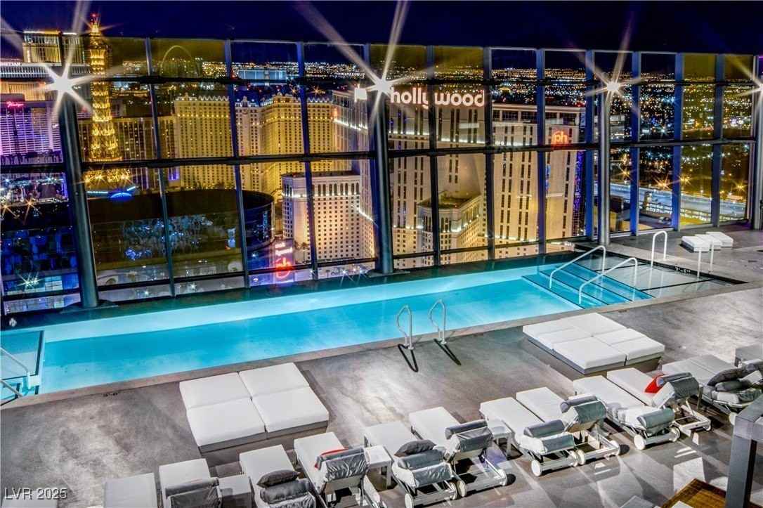 3726 Las Vegas Blvd S #1411 - Photo 6 of 24