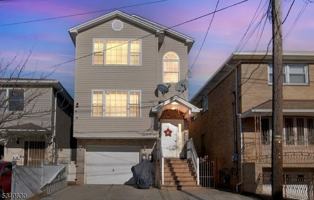 featured image of 1031 Fanny St #1
