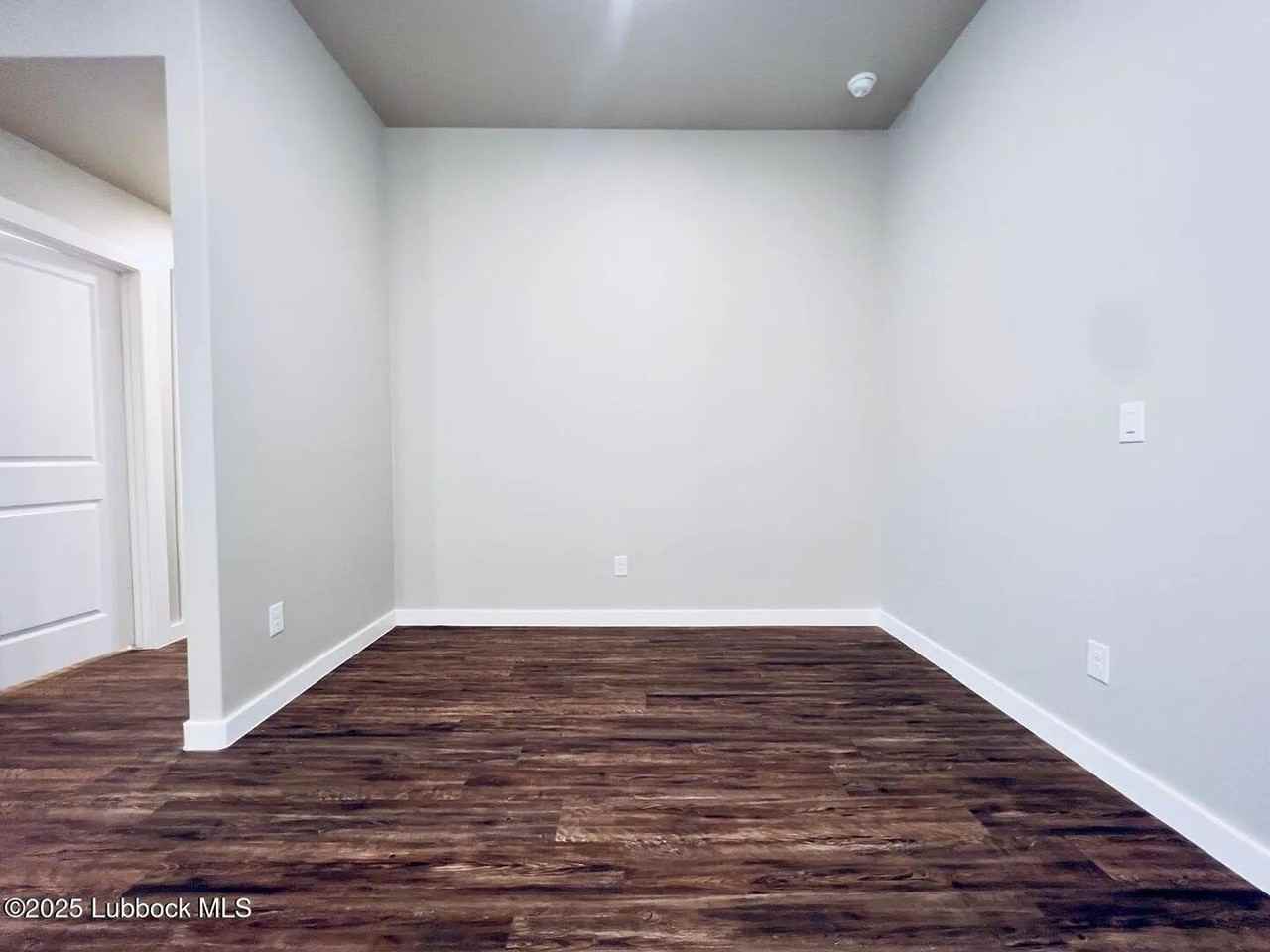 913 Tulane St - Photo 3 of 9