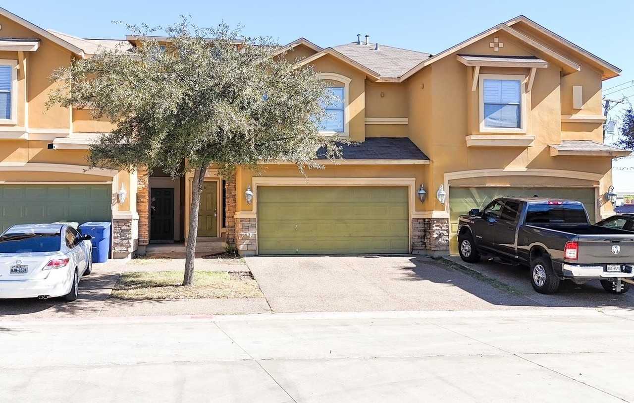 9310 Albany Dr - Photo 2 of 17