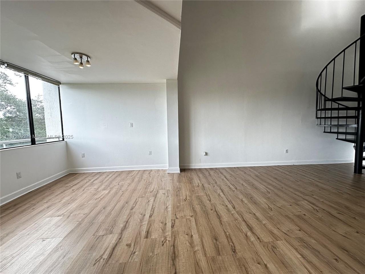 8215 Sw 152nd Ave #G411 - Photo 4 of 11