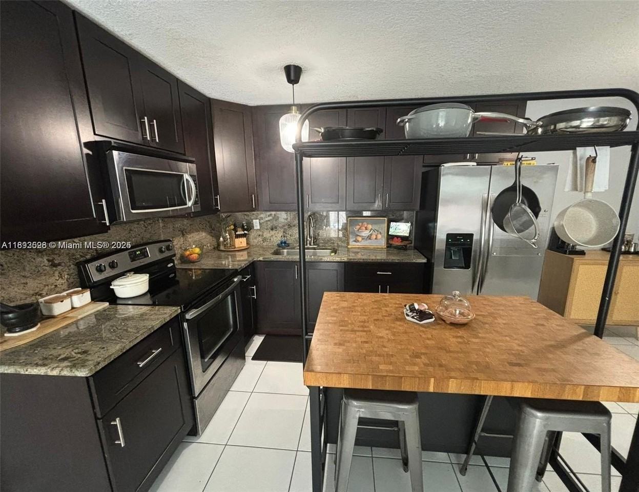 7208 Fairway Dr #I17