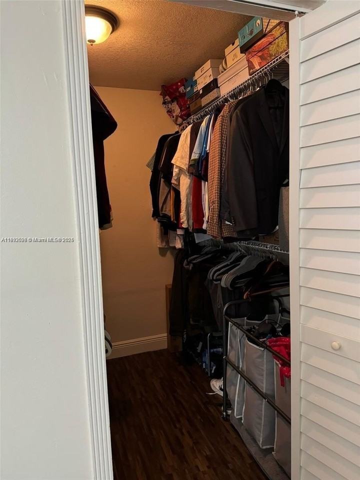 7208 Fairway Dr #I17 - Photo 6 of 13