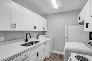 featured image of 1885 North St