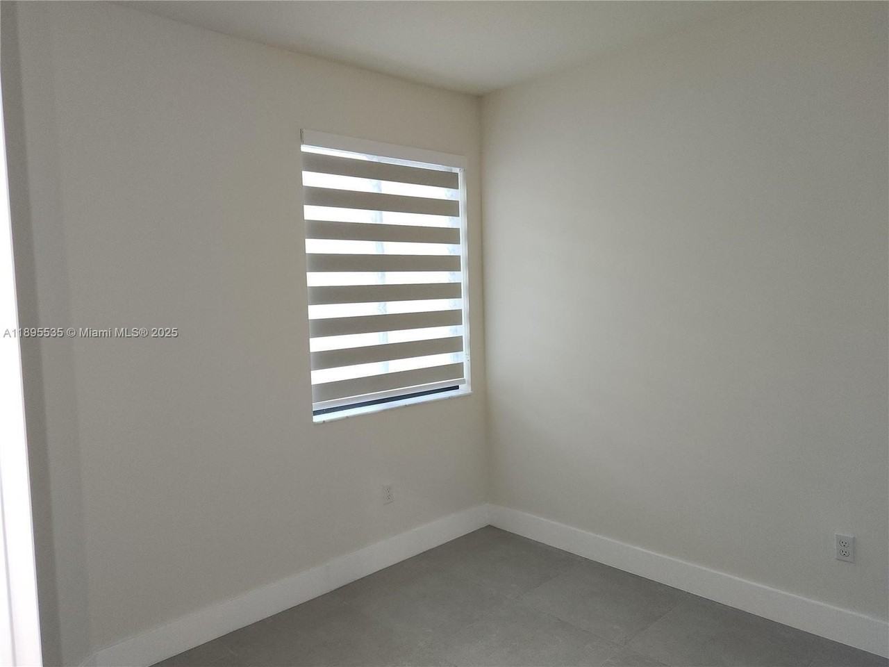 8040 Nw 42nd St #8040 - Photo 4 of 8