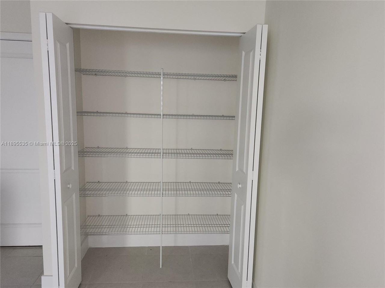 8040 Nw 42nd St #8040 - Photo 5 of 8