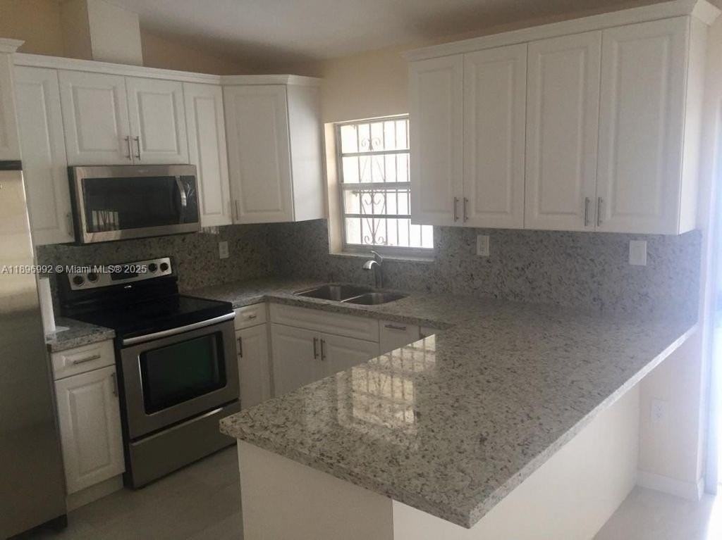 1236 Sw 104th Ct - Photo 6 of 17