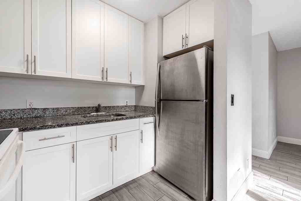 4953 Freedom Circle - Photo 7 of 19