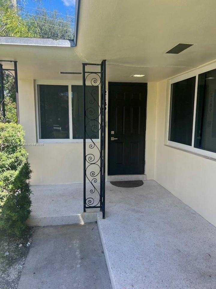 2181 Ne 167th St #2189 - Photo 4 of 5