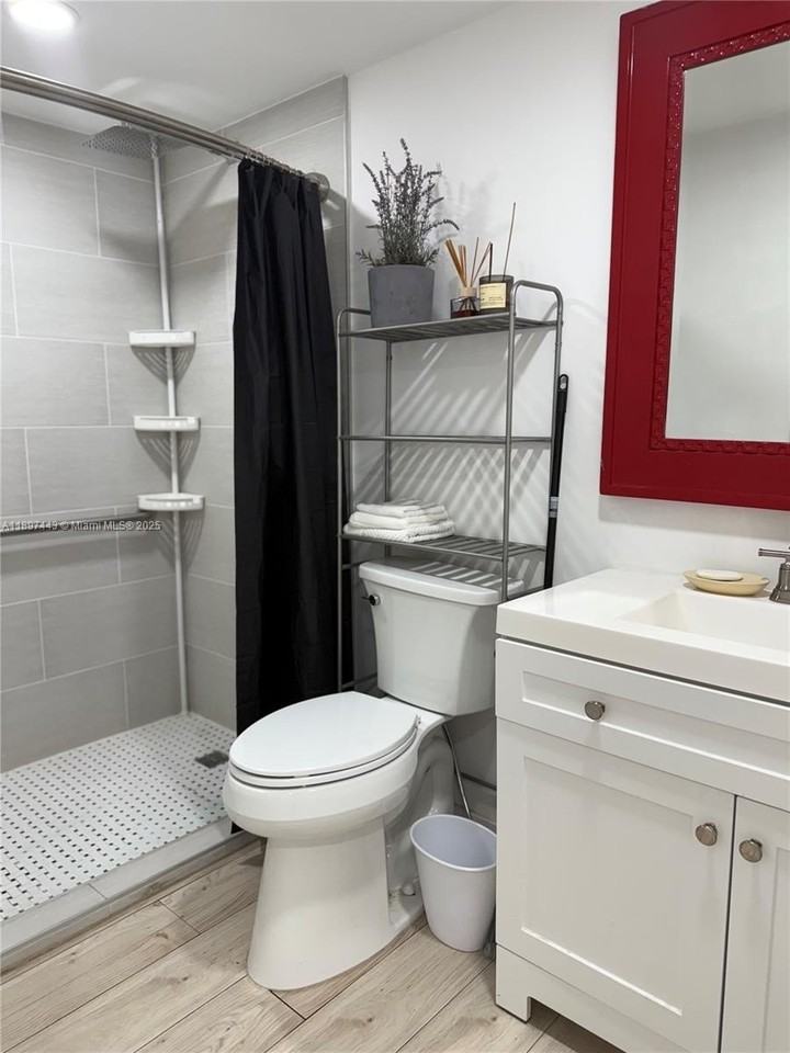 8101 Southwest 94th Court #1 - Photo 5 of 8