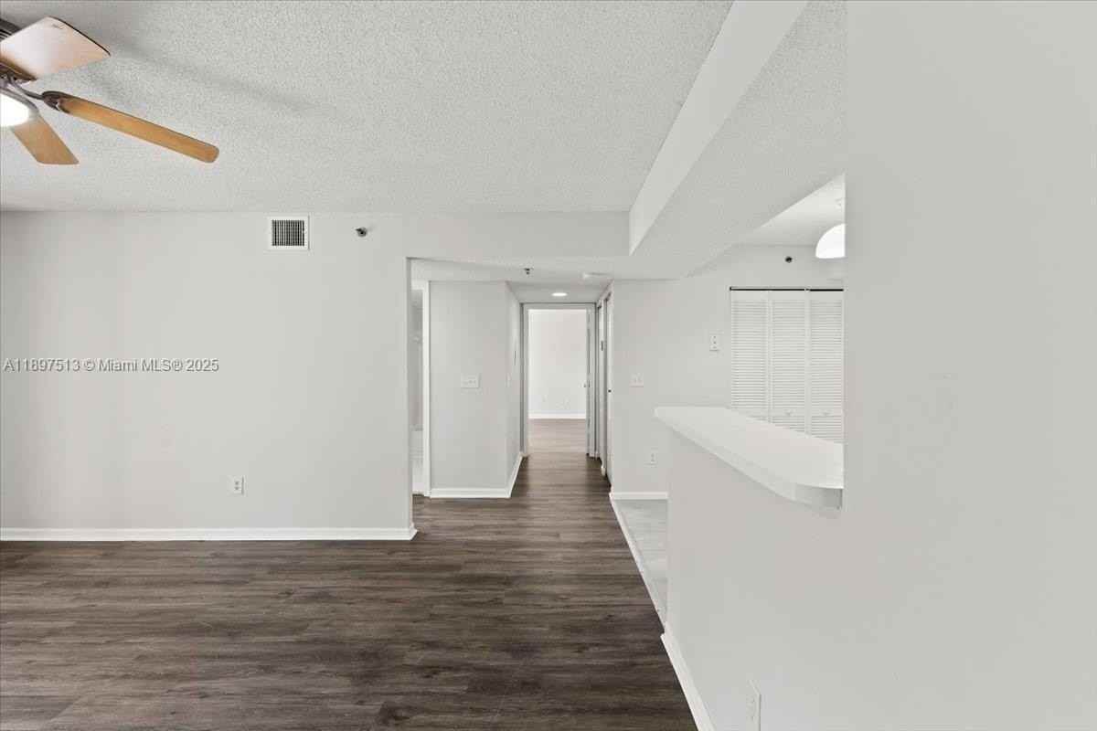 5520 Nw 61st St #213 - Photo 4 of 35