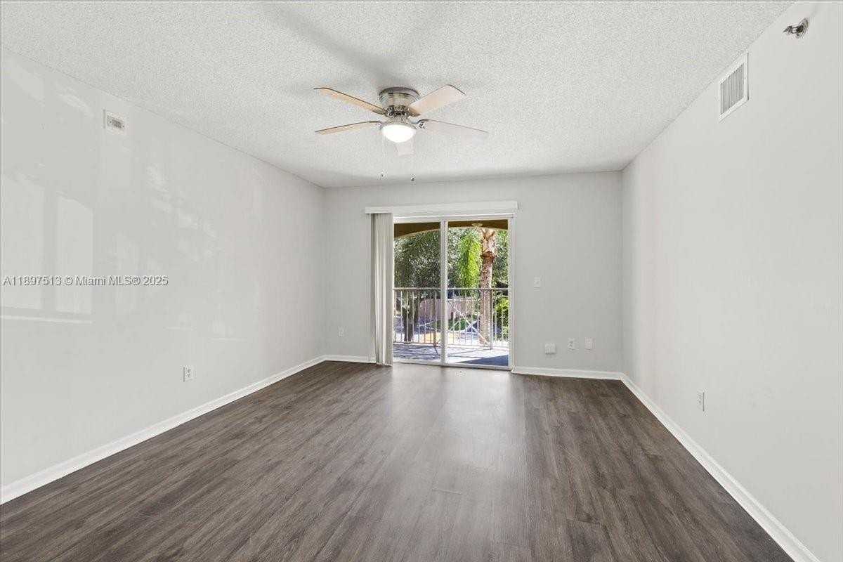 5520 Nw 61st St #213 - Photo 6 of 35