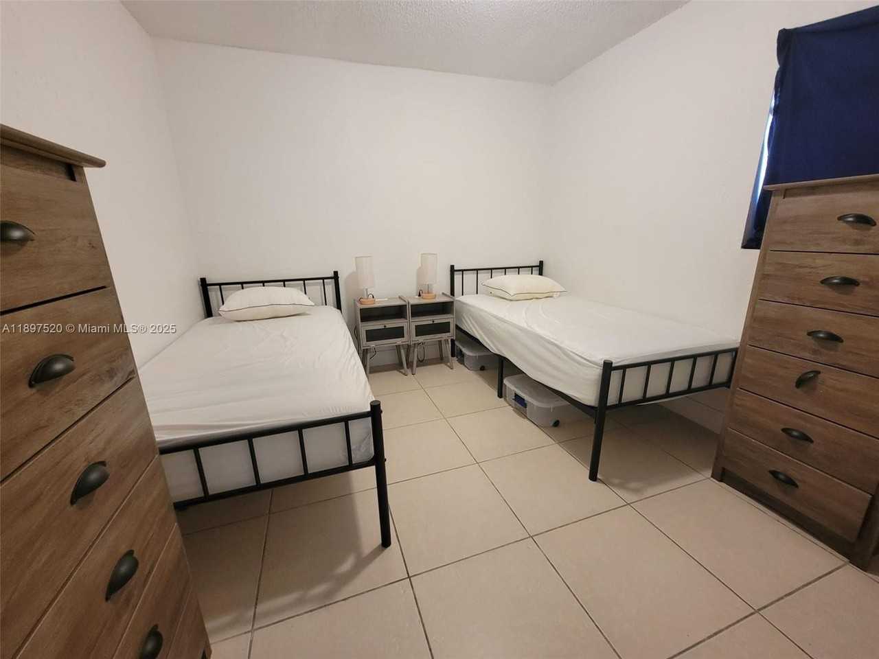 2759 Nw 58th Ter #2759 - Photo 6 of 9