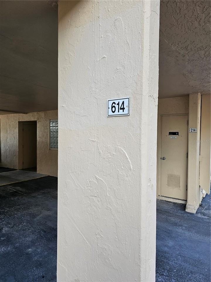 1255 Tarpon Center Dr #614 - Photo 4 of 44