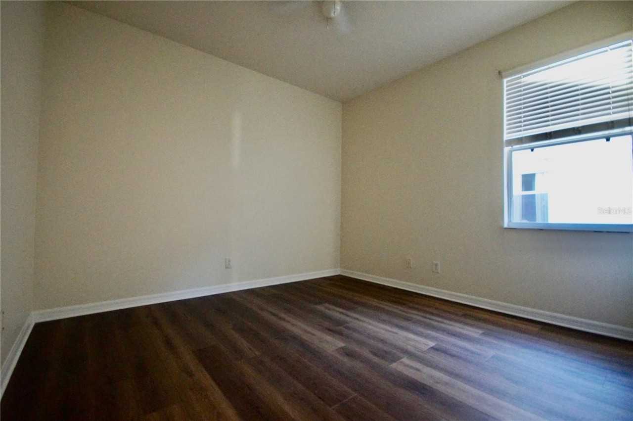 9126 Leeland Archer Blvd - Photo 3 of 21