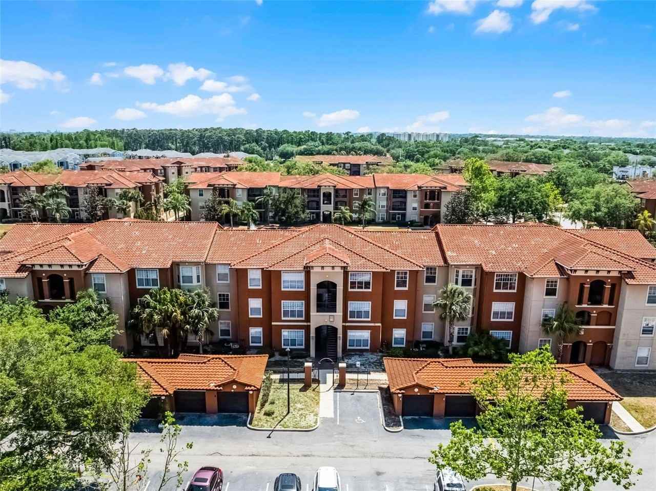 5530 Metrowest Boulevard #309