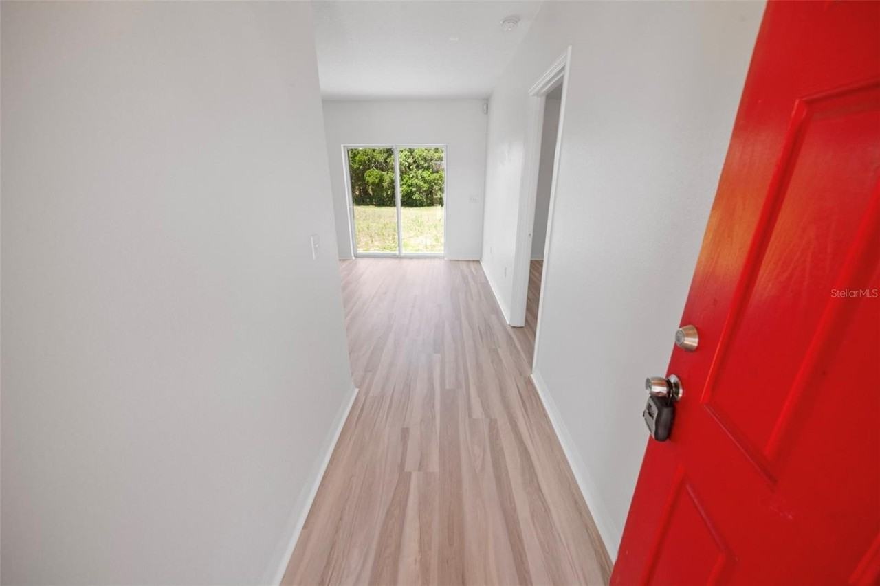 959 Cumberland Dr - Photo 3 of 17