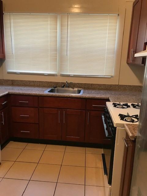 2028-2030 Delaware St. - Photo 6 of 22