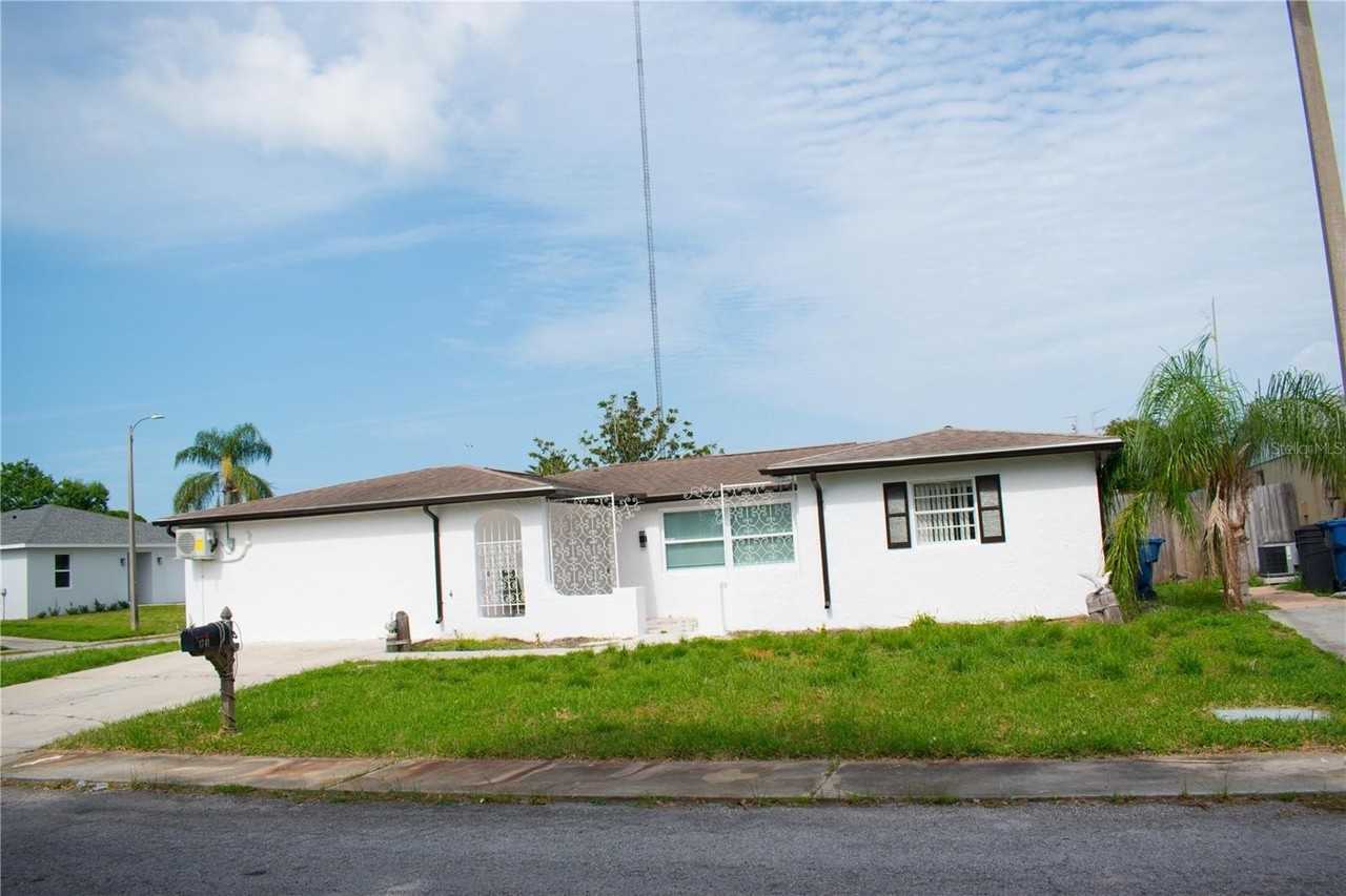 1741 Fairfield St #A