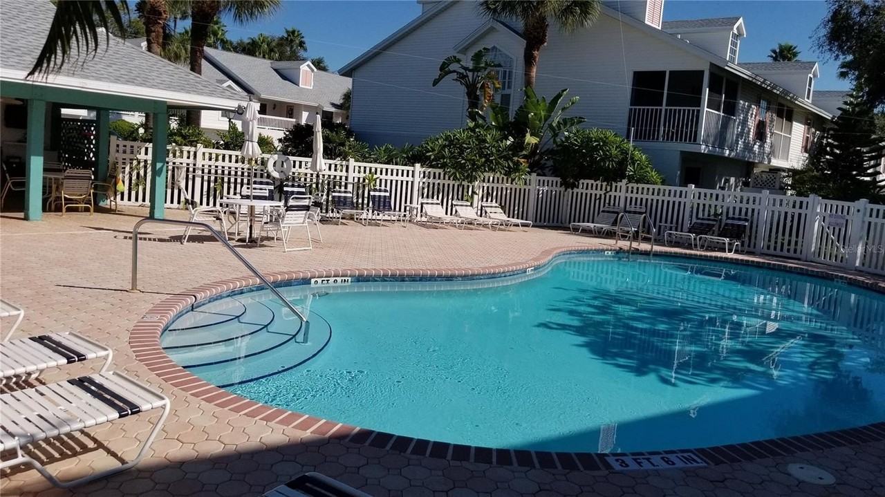 153 Sun Isle Cir - Photo 4 of 34