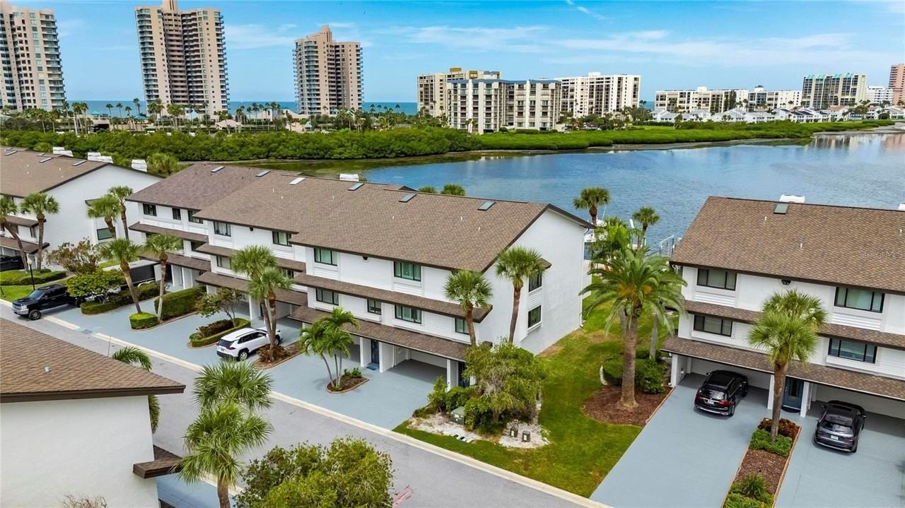 160 Marina Del Rey Ct - Photo 6 of 50