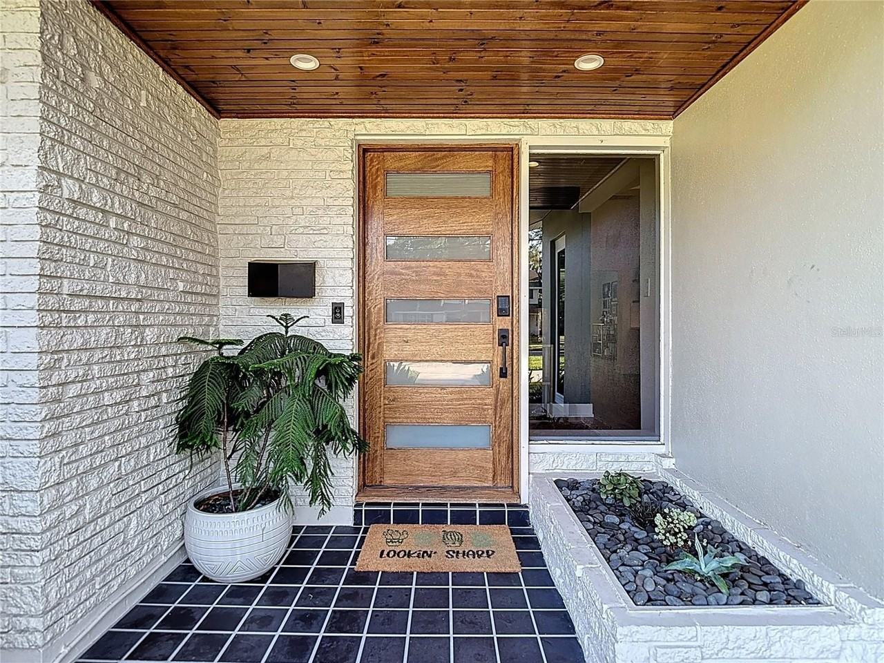 4711 W Estrella St - Photo 2 of 37