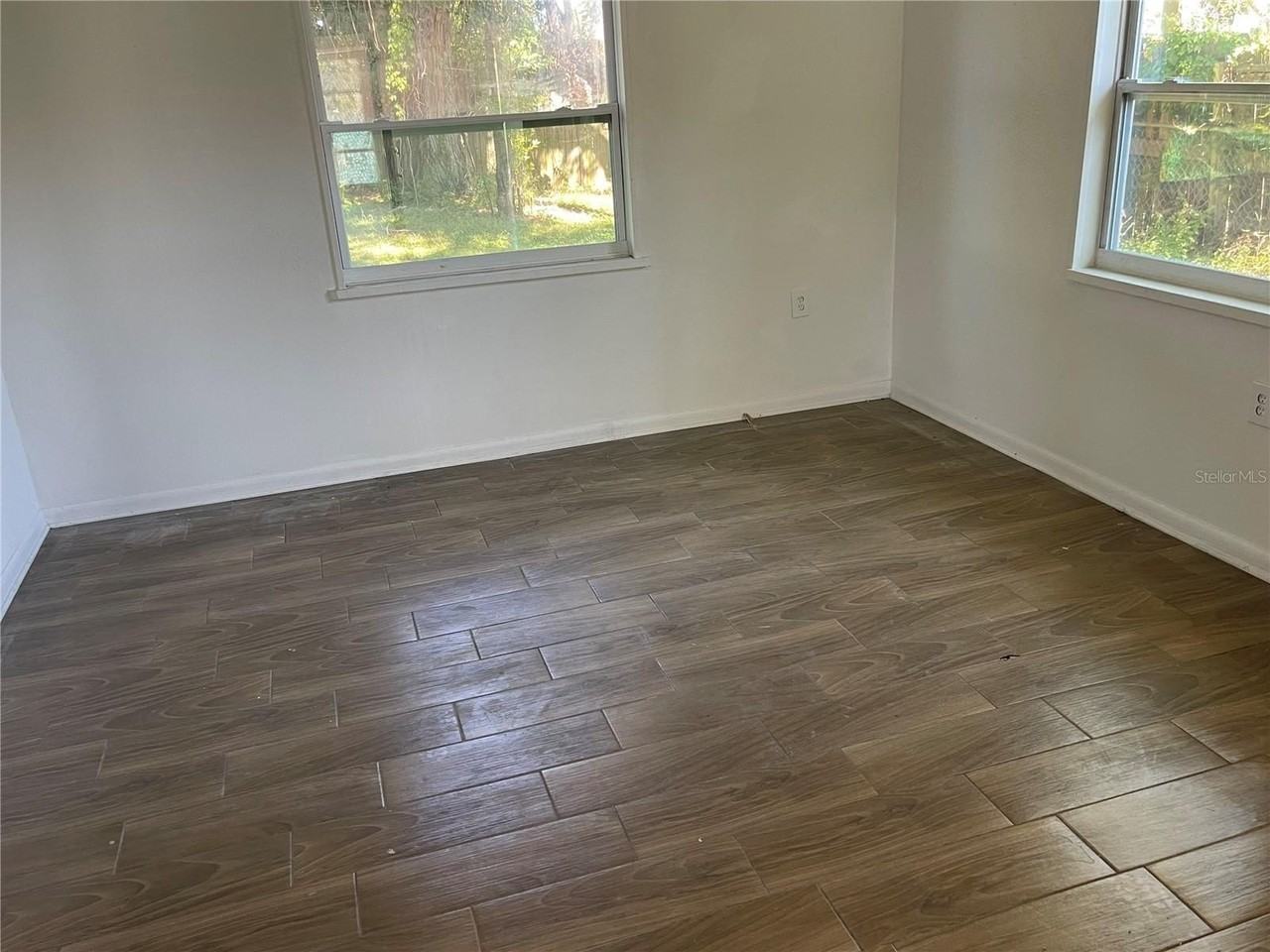 3076 Grand View Avenue - Photo 7 of 15