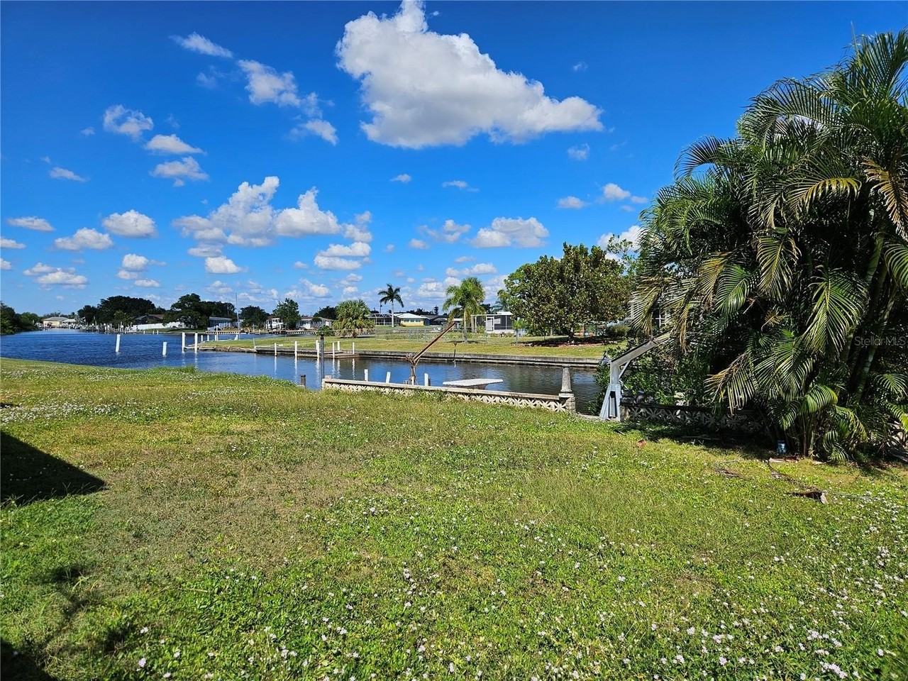 125 Poinsettia Cir Ne - Photo 5 of 24