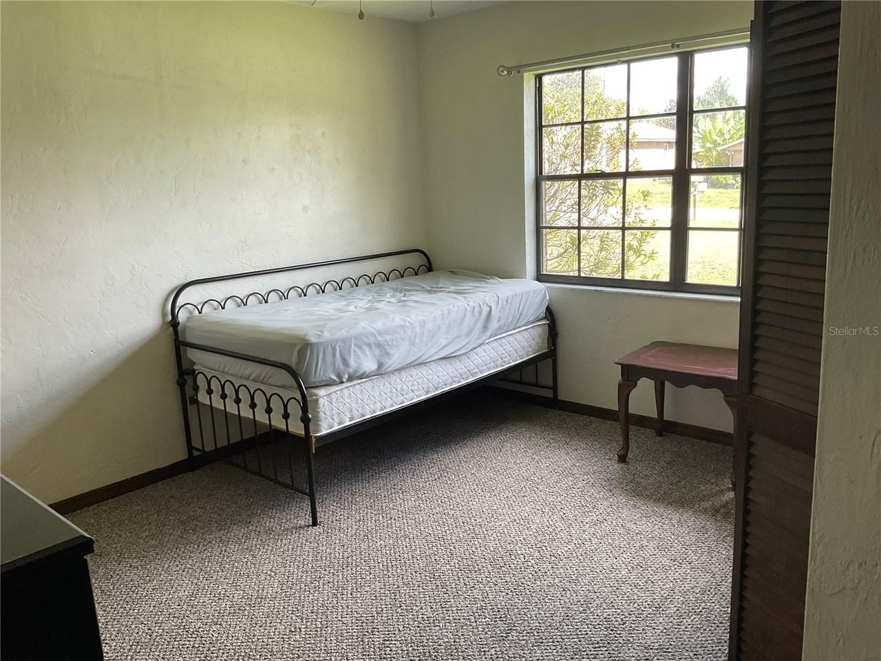 1531 S Montgomery St - Photo 4 of 11