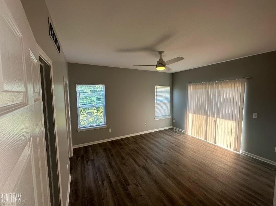 43061 Burlington Dr - Photo 4 of 14