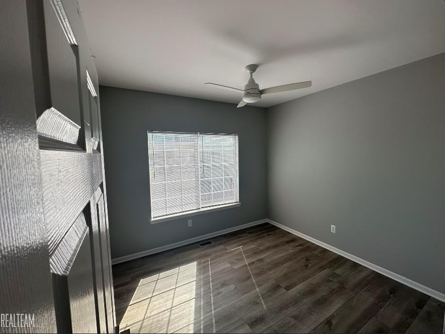 43061 Burlington Dr - Photo 7 of 14