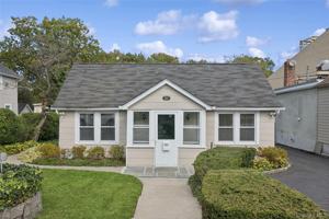 featured image of 151 Steamboat Rd