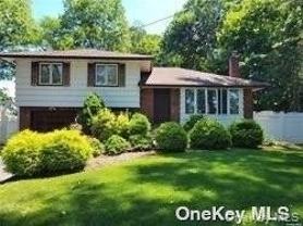 20 Rocco Dr - Photo 1 of 1