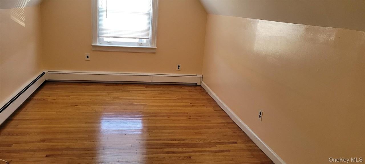 16648 25th Ave #2ndFL - Photo 4 of 7