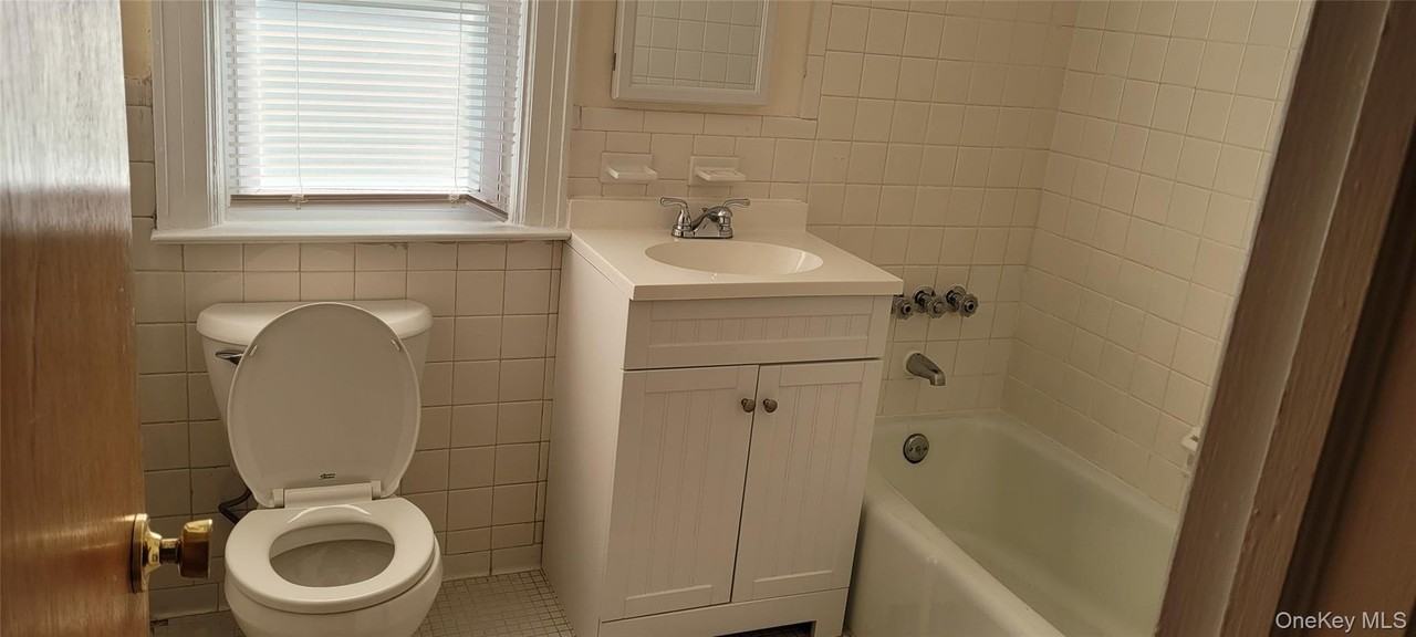 16648 25th Ave #2ndFL - Photo 7 of 7